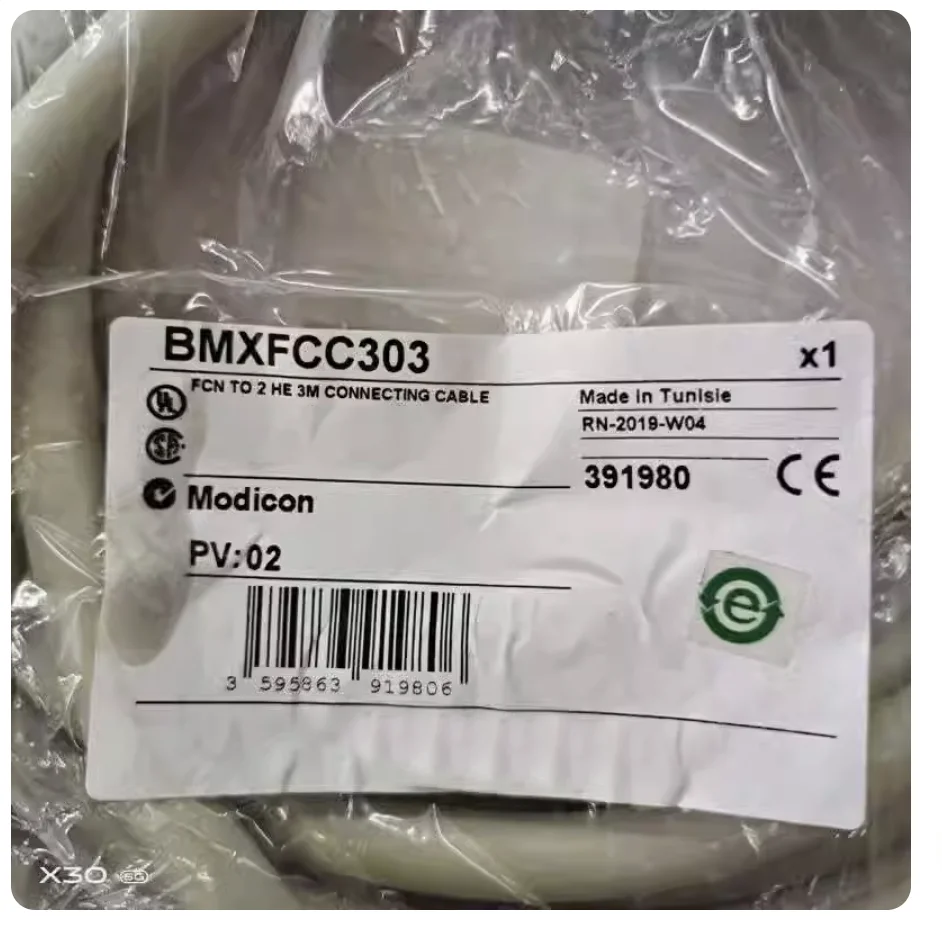 Imagem -01 - Cabo Conector para Modelo de i o com Conector He10 3m Bmxfcc303 cabo conector para modelo de i o com conector he10 3m bmxfcc303 01
