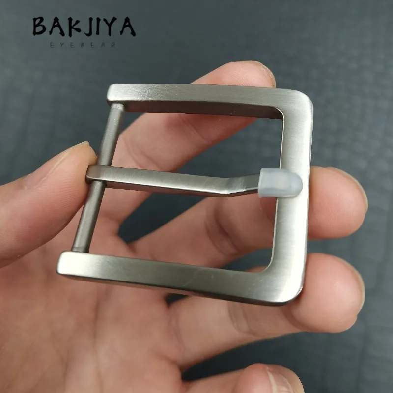 Picture 5: TA1 Pure Titanium Buckle Rustproof Anti Allergy Pin Buckles Belt Men Women leisure Fashion Belt Clasp Head 35mm/38mm/40mm