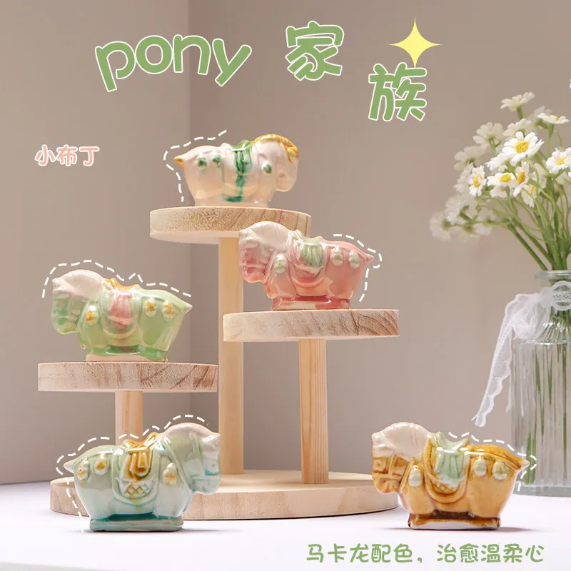 Handmade Ceramic Cute Mini Horse Figurine Creative Cultural and Art Decorative Ornament Gifts