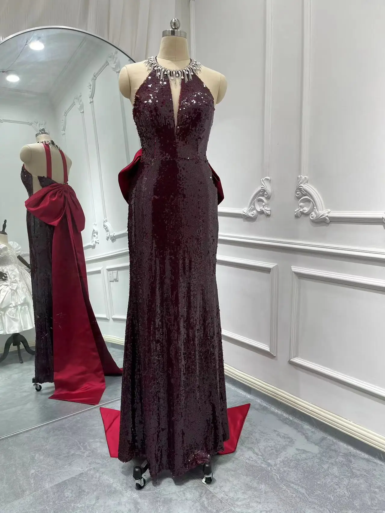 Shinny Wine Red Sequined Women Evening Dresses High Neck Pearl Crystal Bow Train Mermaid Wedding Party Dress Prom Occasion Stock