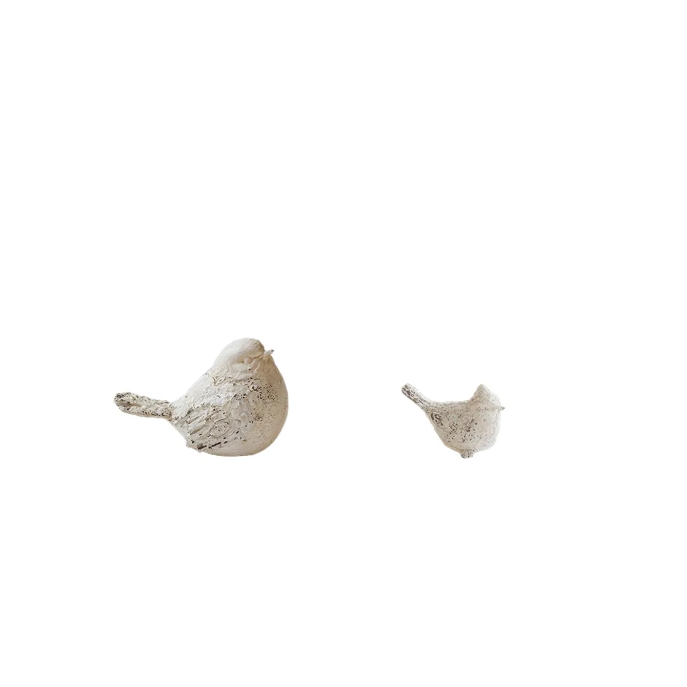 

American pastoral style old bird shape decoration, creative sculpture ornament of bed and breakfast hotel photography