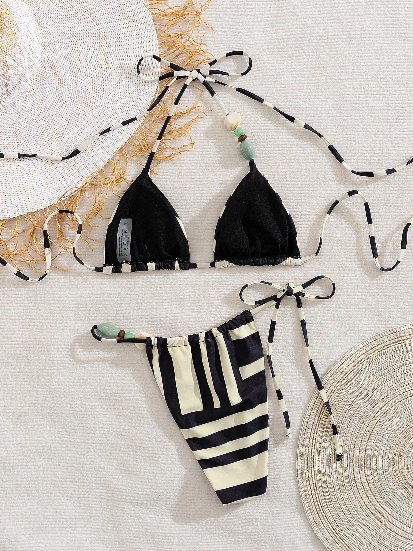 2025 Tendenza Trangle in bianco e nero Bikini Donna Vita bassa Costume da bagno Moda Sexy Biquini Lady Costumi da bagno Costume da bagno Beachwear femminile