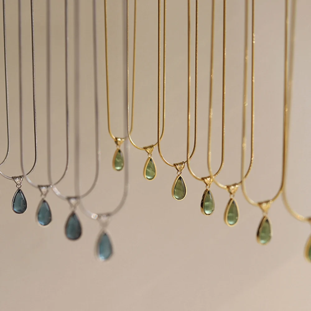 Titanium Drop Pendant Necklace Colorfast Olive-green Water Drop Neck Chain Tender Elegant French Vintage Necklace Unisex