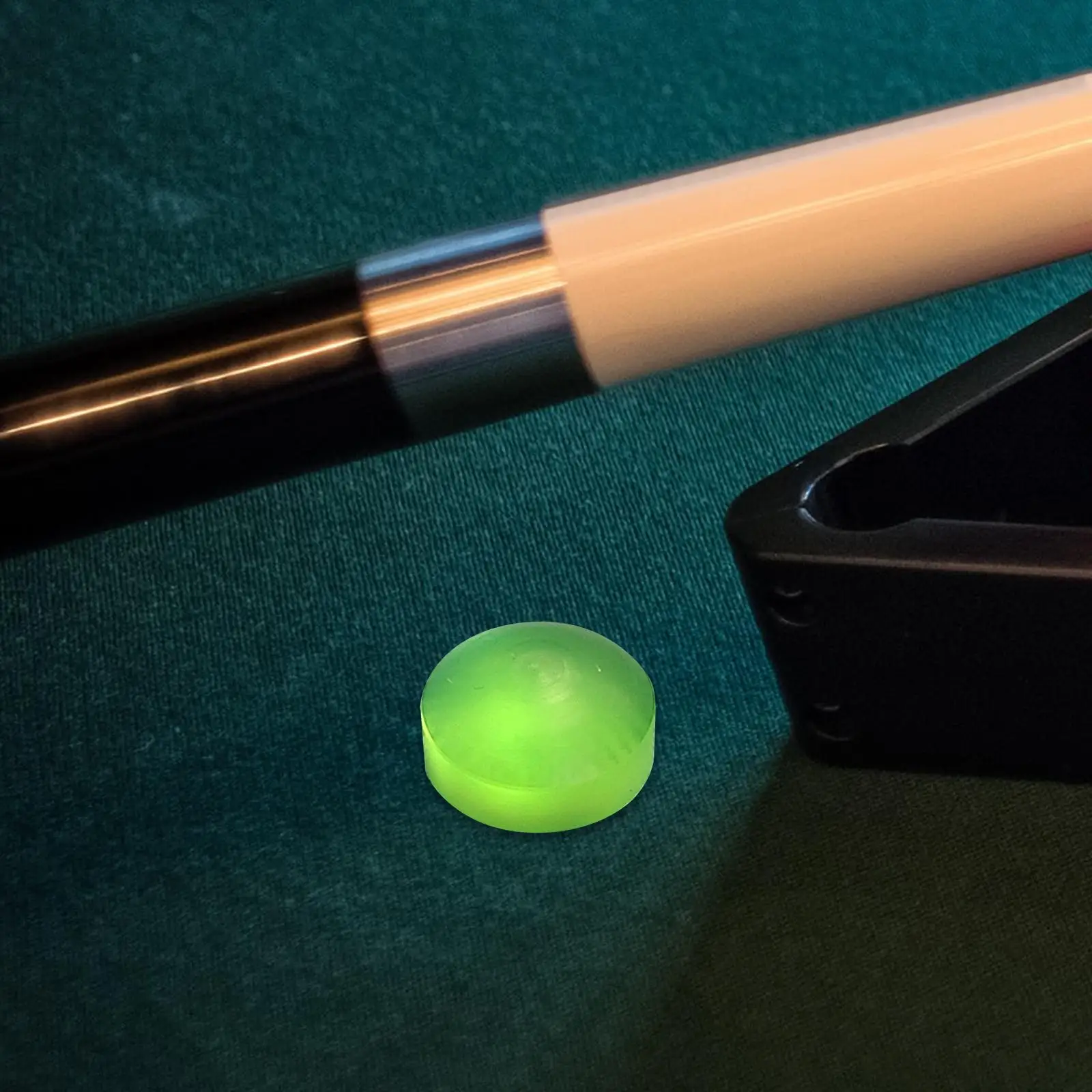 

Portable Billiard Cue Tip 14.5mm Soft Acrylic Glue on Accessory for Snooker Table Practice