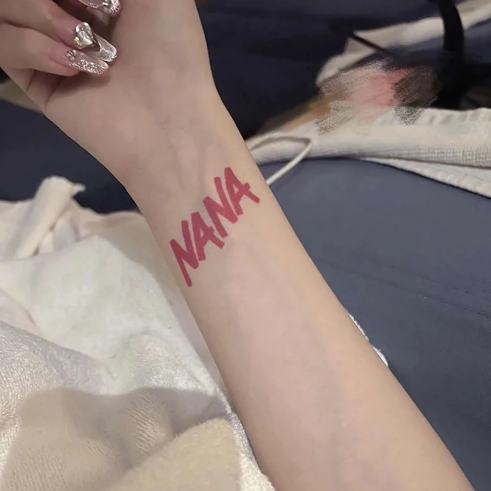 Tatuaje falso a prueba de agua pegatinas flor de loto Anime NANA Oosaki Nana Cosplay tatuaje Halloween mascarada accesorios Prop