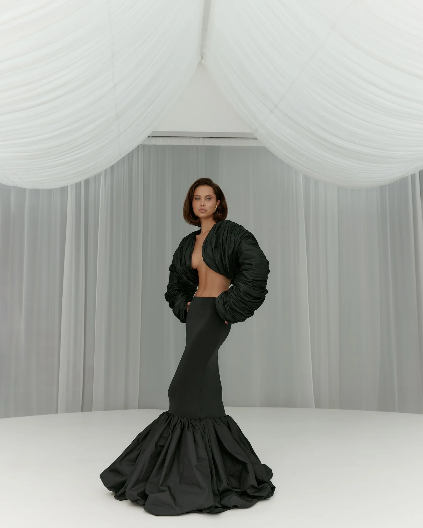 Mode jupe sirène noire taille haute volants taffetas longueur de plancher jupes de fête formelles femmes tenue de soirée юбка ж dik ums Faldas