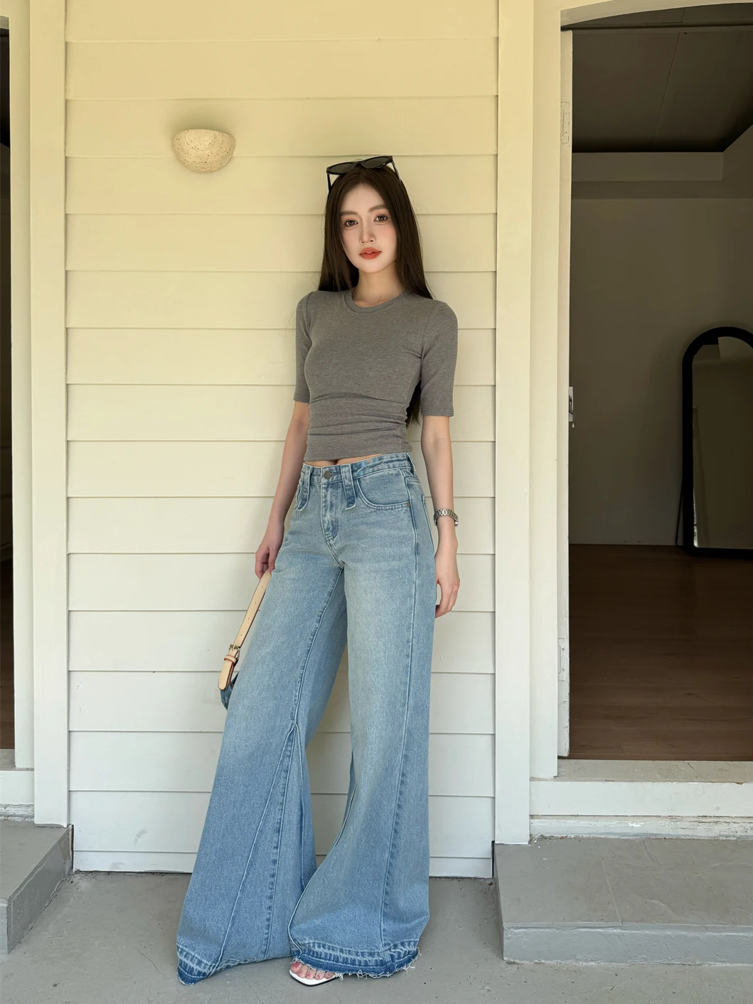 

Весенне-летние винтажные светло-голубые джинсы с рваным краем, широкие, свободные, стройнящие, струящиеся, повседневные, из смесового хлопка, женские