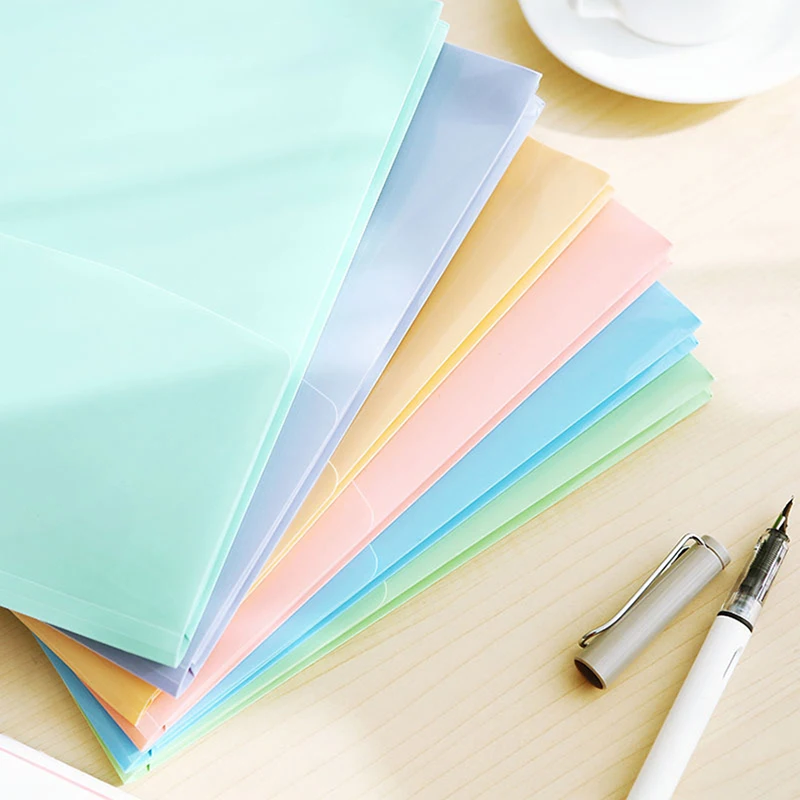 1 Piece Smile Face File Folder A4 High-Grade PVC Folder Lock Button Design Large Capacity Envelope Office Document Bag