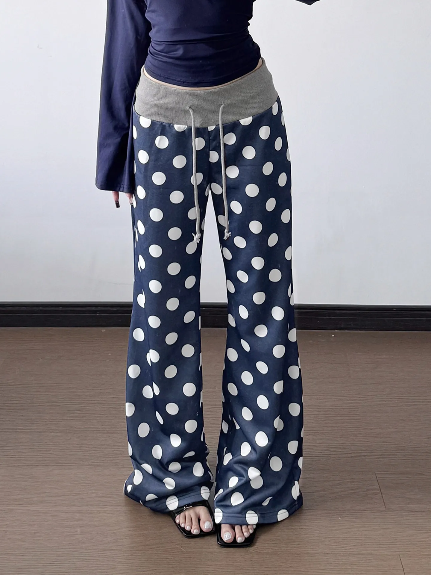 

WEEKEEP Street Style Spotted Casual Pants Women's Low Waist Tied Knitted Slim Fit Micro Flare Long Pants Color Block Design