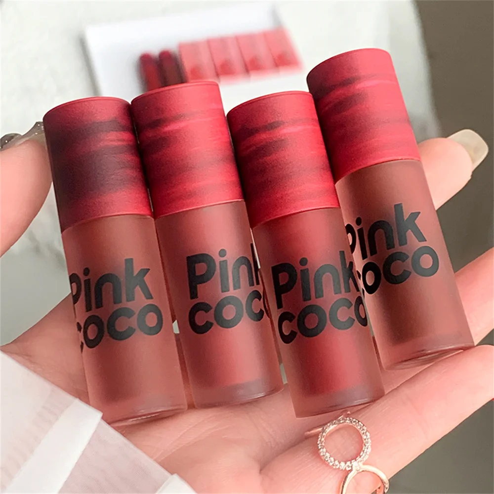 Matte Lip Gloss Moisturize Lips Matte Non Stick Lipstick Makeup Rose Lipstick Light And Smooth Texture Rose Color Lipstick