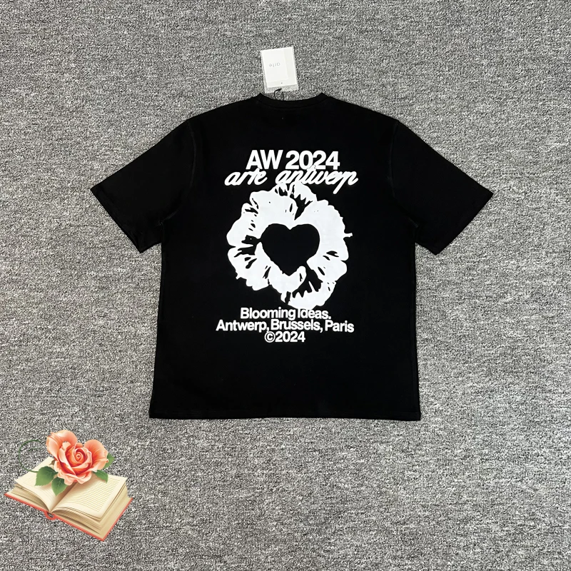 

Rose Print Heart Graphic Arte T-shirt Men Women High Quality Casual Short Sleeve Black Tops Tee