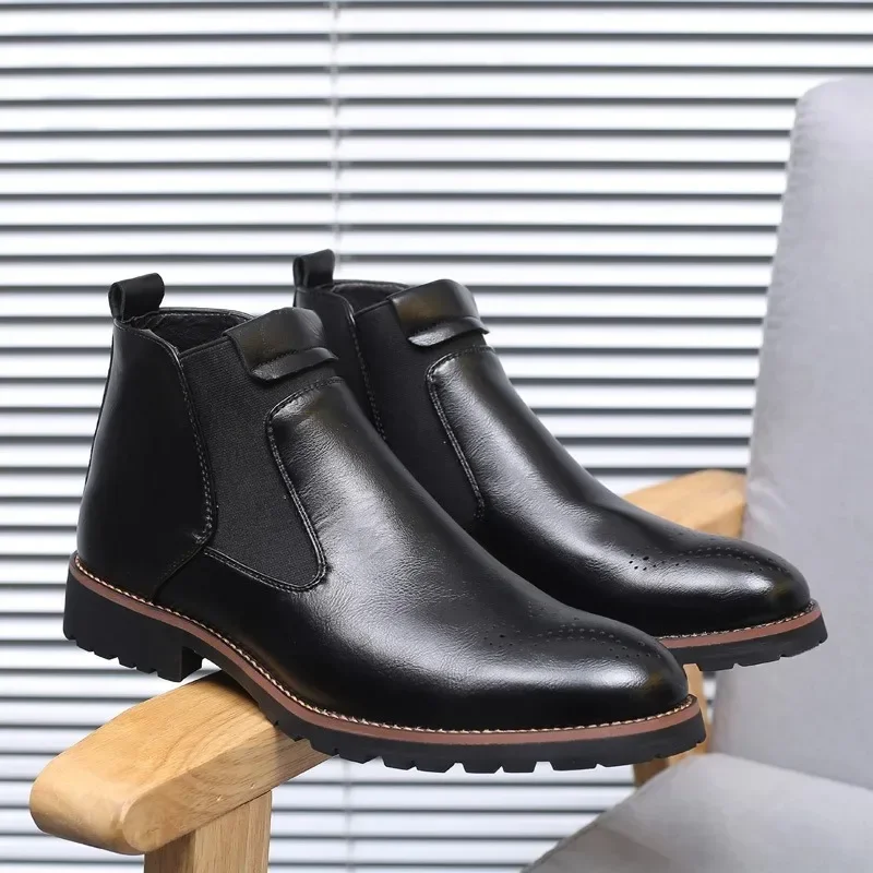 Men Boots High Quality Cow Leather Casual Boots Classic Slide Sleeve Chelsea Boot Business Dress Boots British Style Short Botas