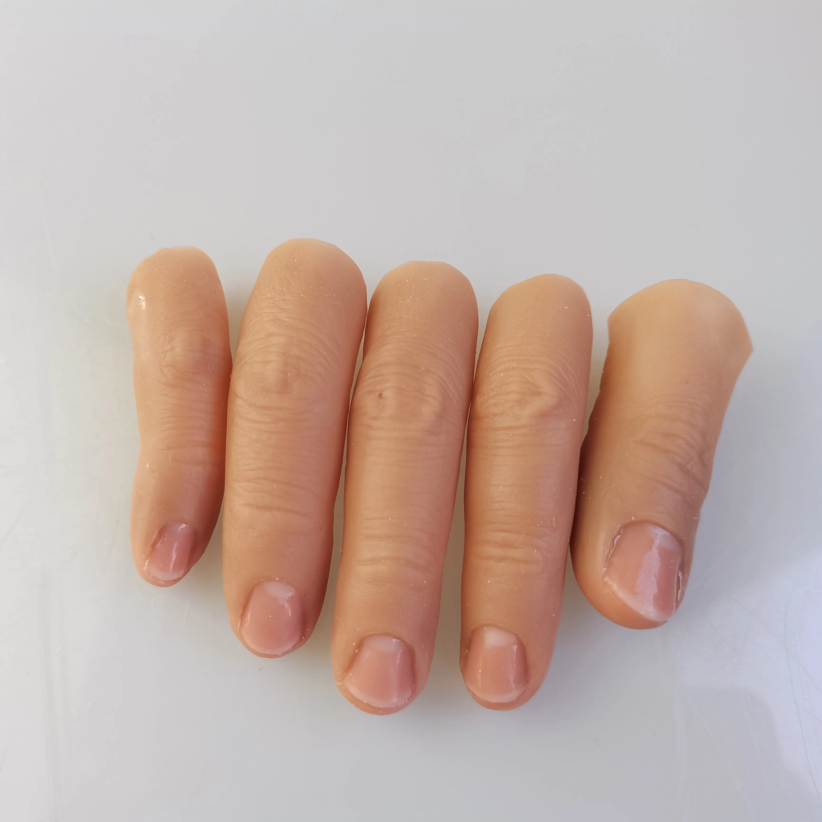Flexible Realistic Silicone Finger Covers, High Detail Lifelike Finger Sleeves for Cosplay & Art Display