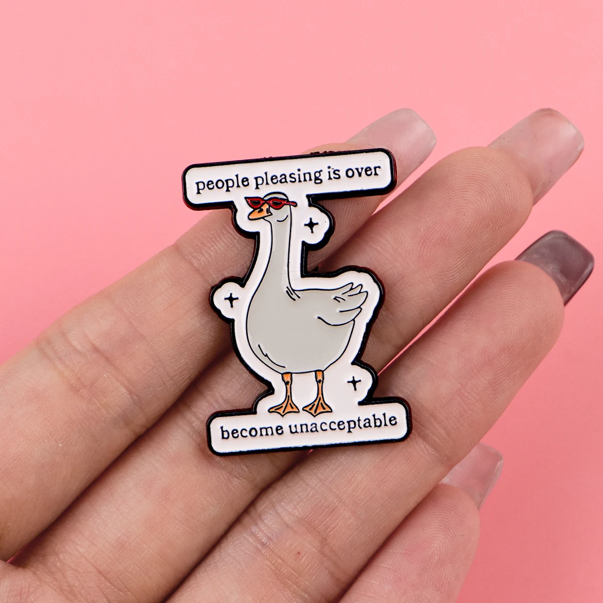 الناس الممتع أكثر من أوزة المينا دبوس التلبيب دبابيس لحقائب الظهر دبابيس للنساء مجوهرات الأزياء اكسسوارات الأصدقاء هدية