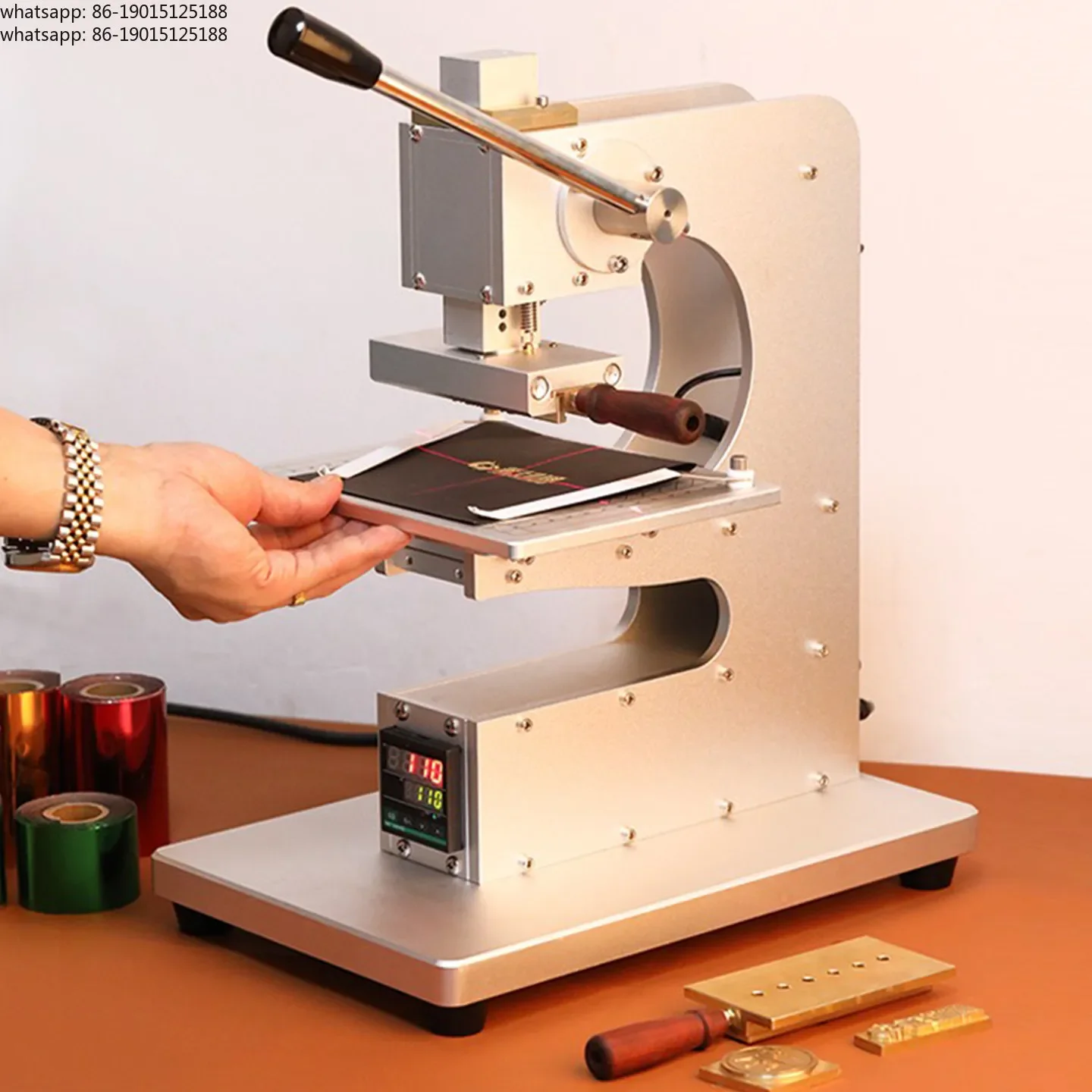 Manual electronic eye DIY hot stamping hot press finished leather wallet mobile phone case belt manual