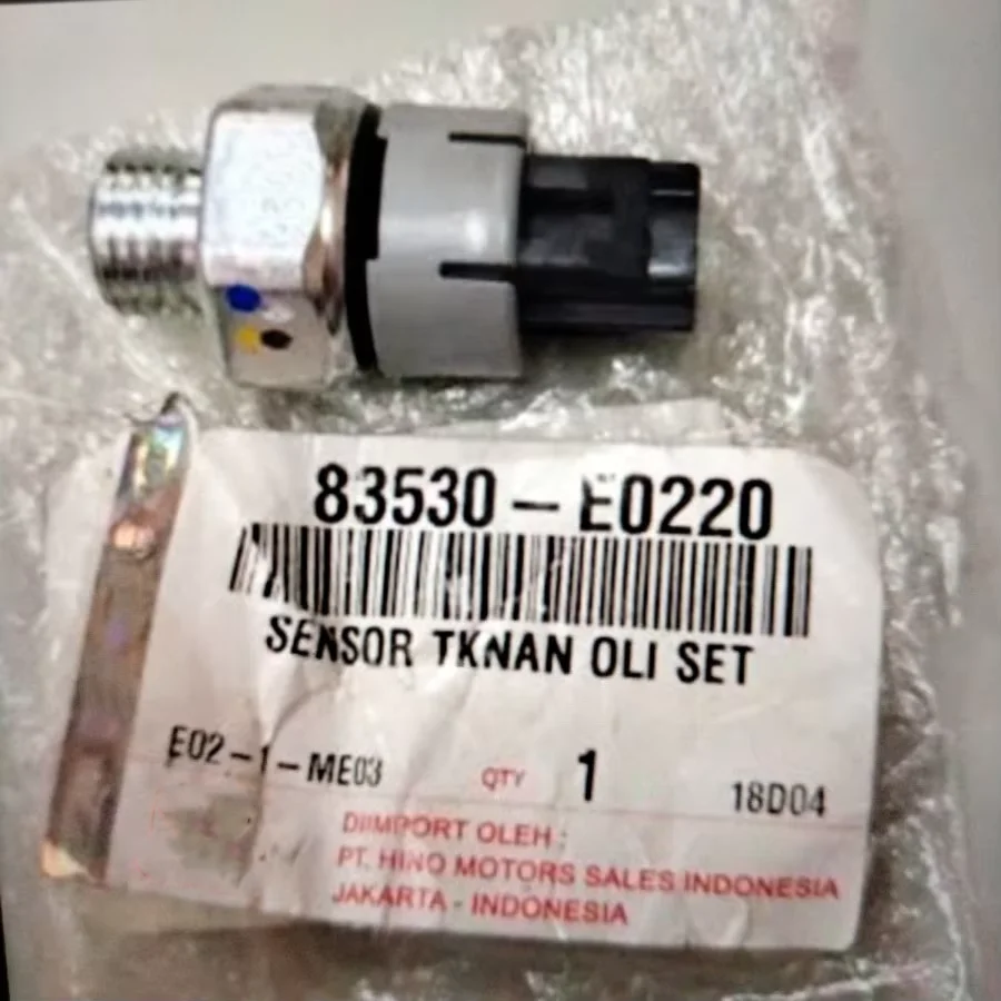 P11C J05E J08E Oil Pressure Sensor 83530-E0250 83530E0250 83530-E0220 for Hino Diesel Engine Spare Parts Excavator Accessories