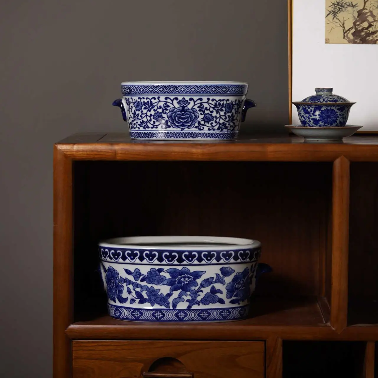 Jingdezhen Ceramic Oval Flowerpot with Blue and White Flower Pattern and Handle Retro Chinese Ceramic Ornament Porcelain Bowl