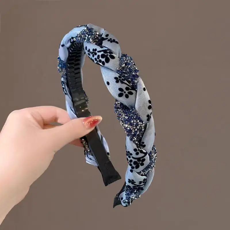

Pearl Rhinestone Hair Clip, Misty Blue Braid Design Toothed Non-Slip Hairpin Elegant Fashion Headband Hair Accessories