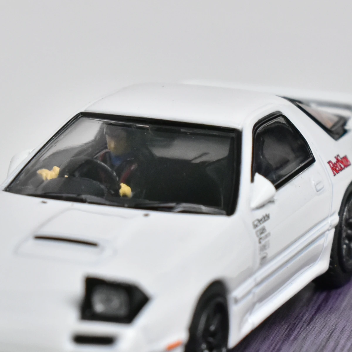 Hobby Japan 1:64 InitialD Mazda RX-7 FC3S Diecast Model Car