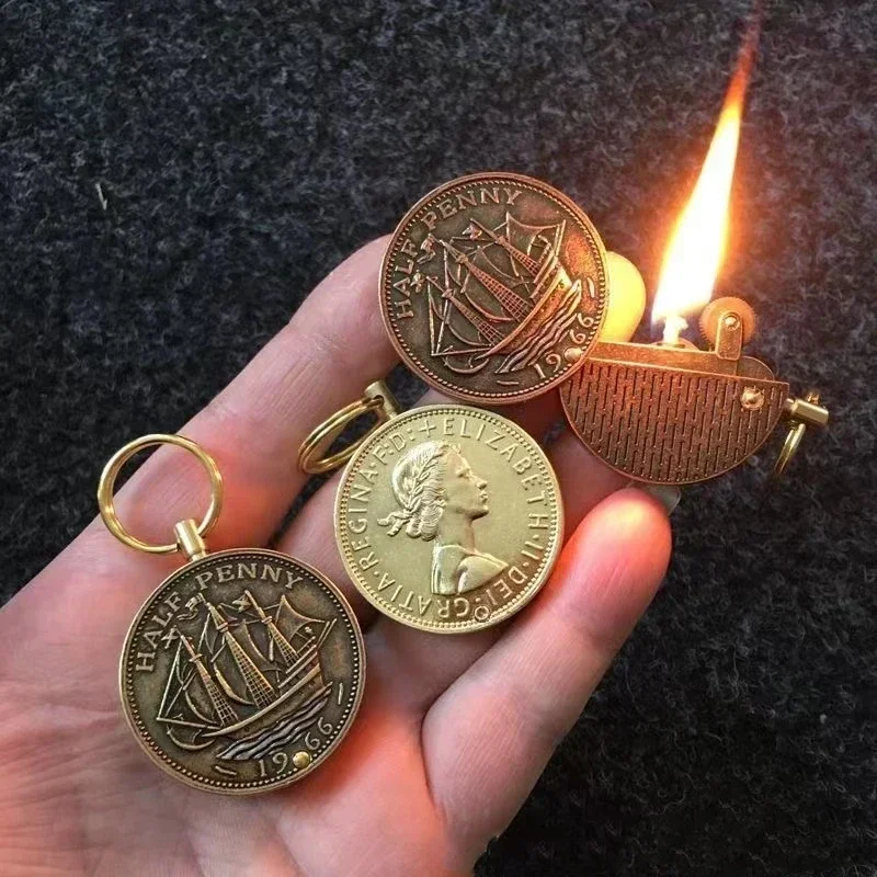 

Retro Coin Lightrer with Keychain Collection Half Penny Flint Smoking Igniter Funny Gadgets Exquisite Gifts Portable Cute