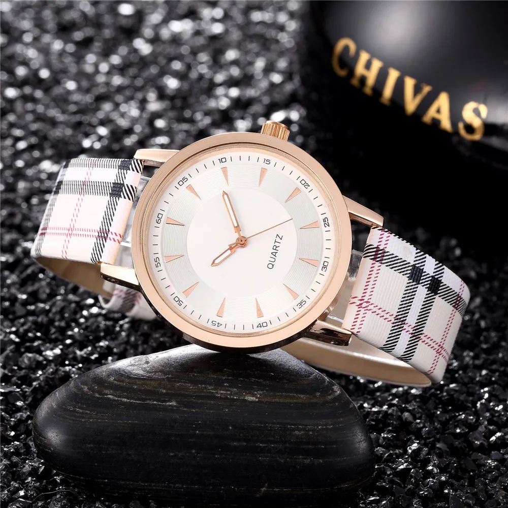 Fashion Casual Women\'s Quartz Watches Black White Dial Analog Ladies Wristwatch Leather Strap Simple Female Clock Gift for Women