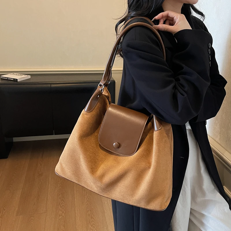 

Elegant Women’s Leather Classic Fashion Designer Shoulder Comfortable Tote Bag Luxury Crossbody Handbag For Daily Modern Living