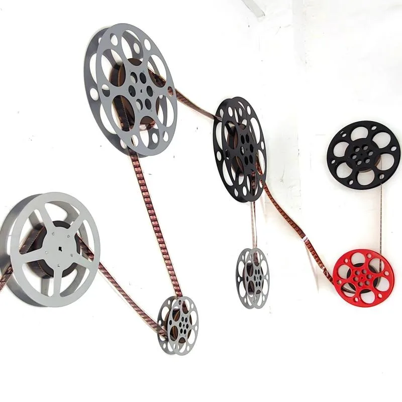 Retro 35mm Movie Film Reel Metal Film Spool With Film Strip Creative Display Ornament Vintage Shooting Prop Collectible