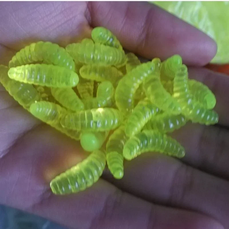 Promotion 50pcs 100pcs 2cm 0.2G Maggot Grub Soft Fishing Lure Hooks Smell Woems Glow Shrimps Fish Lures Soft BaitGelatinous Bait