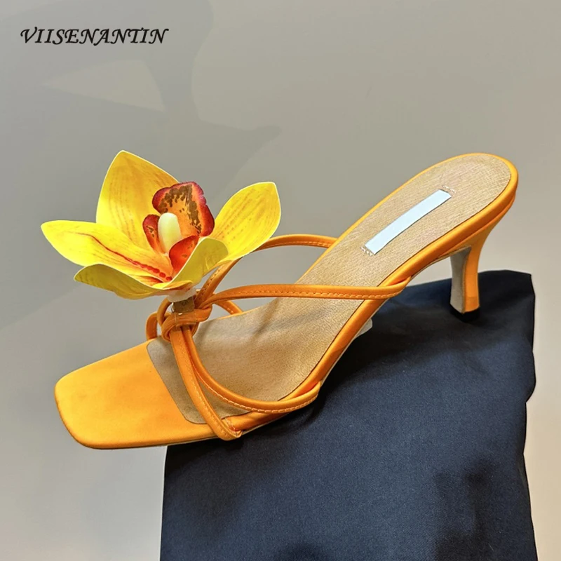 

Beautiful Flower Decor Kitten Heel Modern Slippers Women Narrow Band Cross Design Summer Sandal Silk Leather Runway Shoe Females