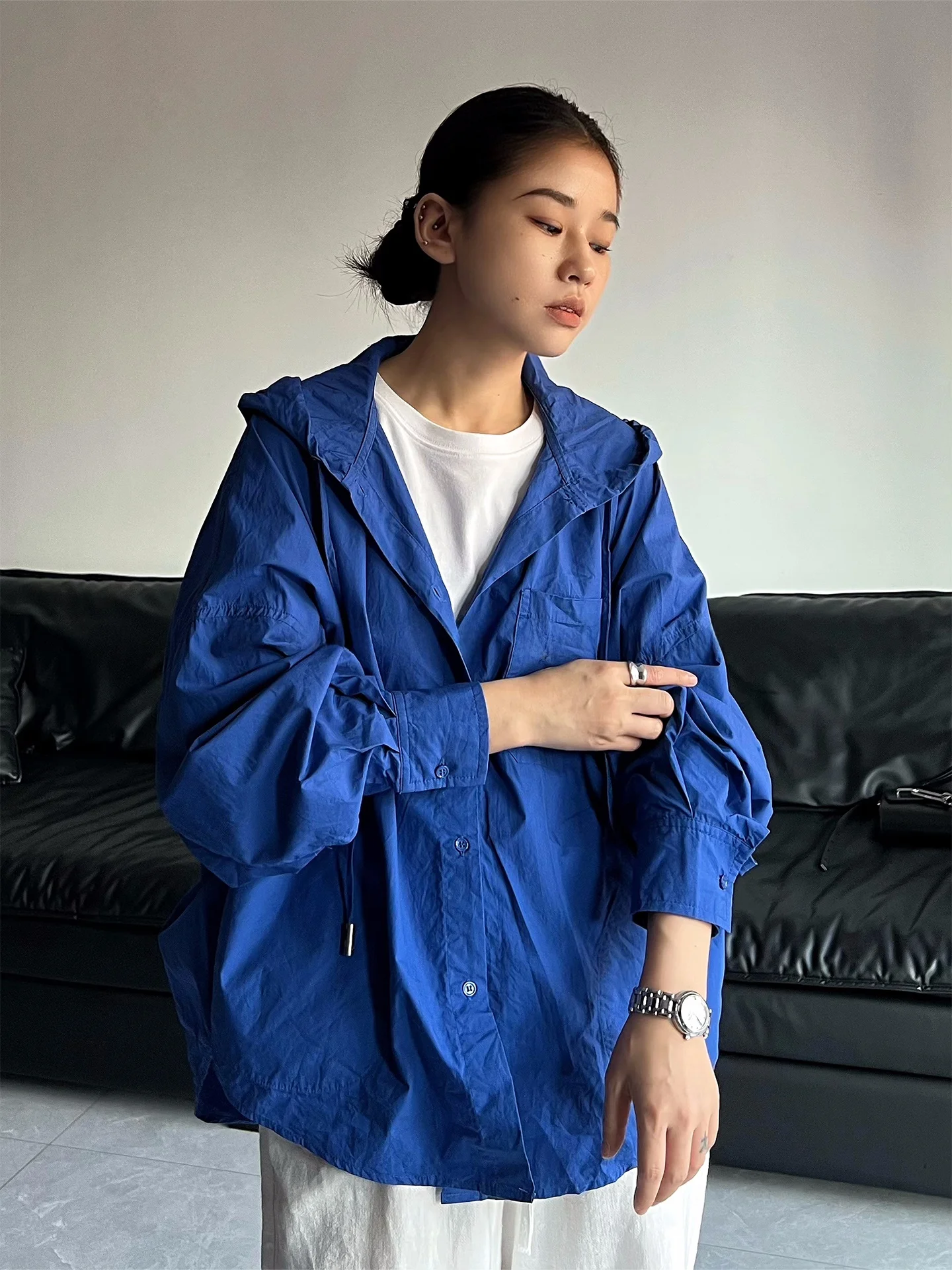 

MAY MUZIYA Klein Blue Hooded Dstring Jaet Women's Lightweight Pure Cotton Embroidered Open Cardigan Fall 2025 Commute St...