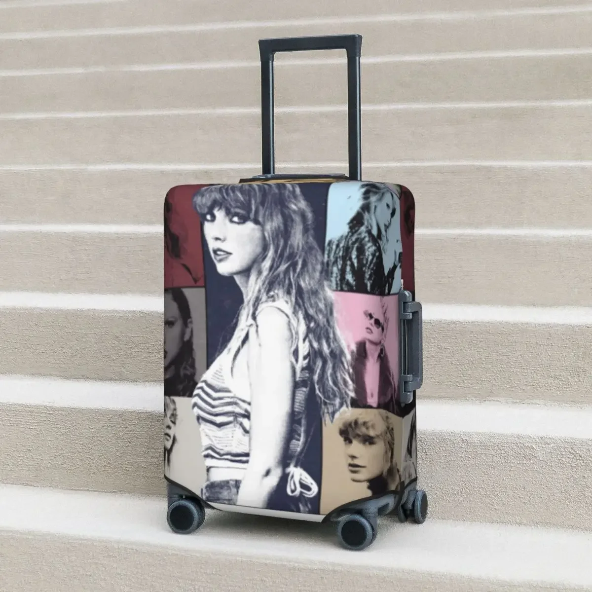 Чемодан с коллажем The tayпри Eras Tour