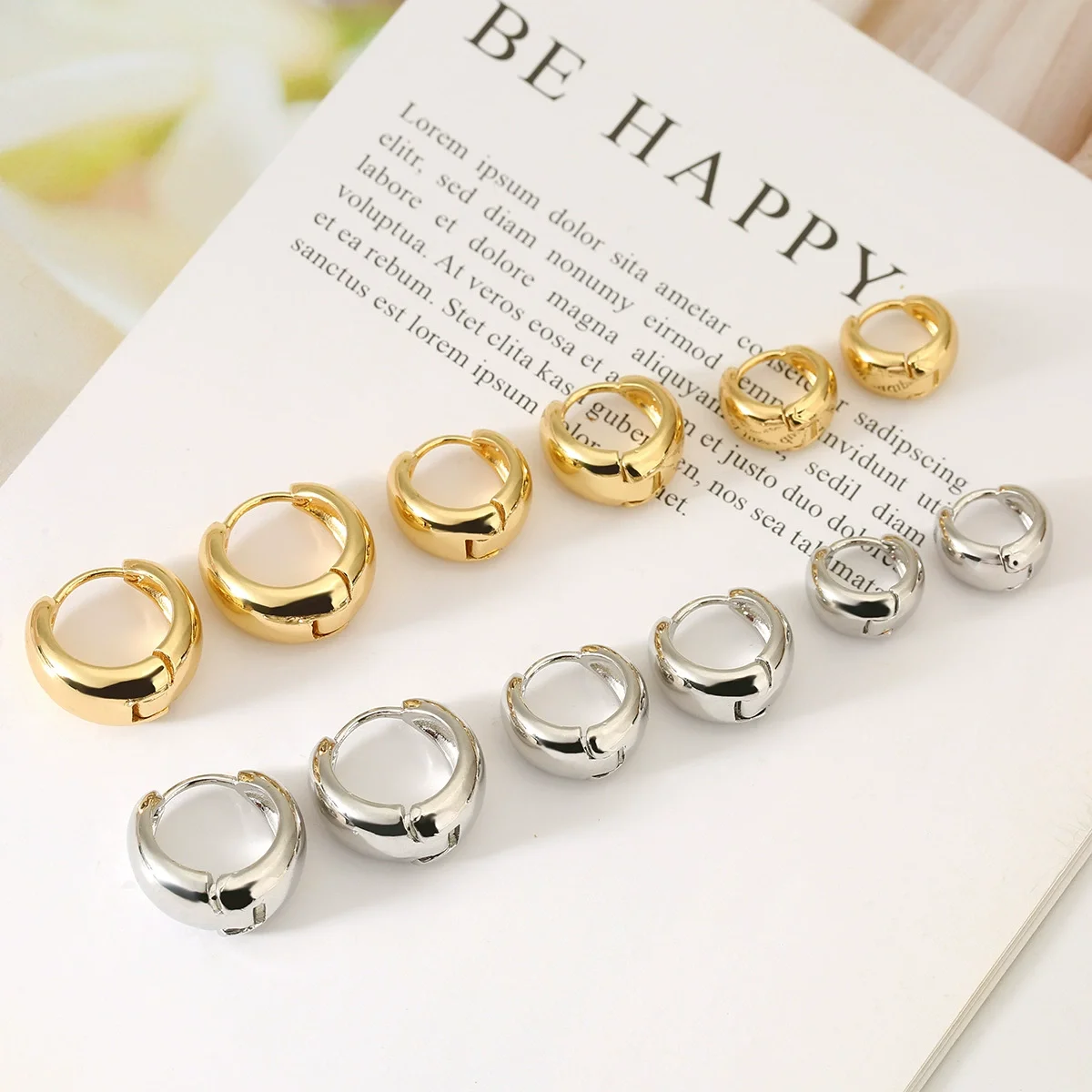 3 Pairs Woman's Gol… - image