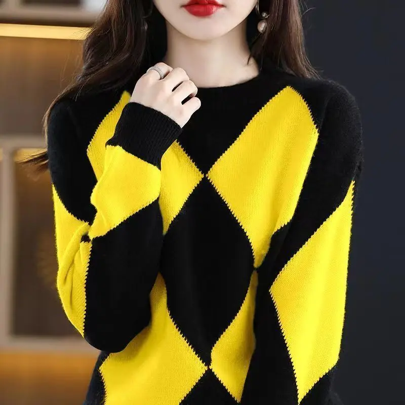 Women\'s 2023 Autumn and Winter New Sweater Round Neck Vintage Argyle Contrast Color Knit Long Sleeve Loose Pullover Bottom Tops