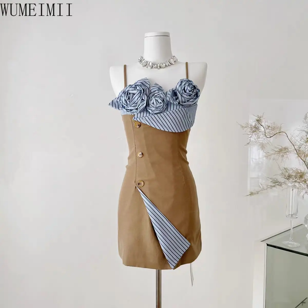 

Sweet and spicy sexy hottie striped suspender dress women's clothing summer new slim thin a-word short skirt