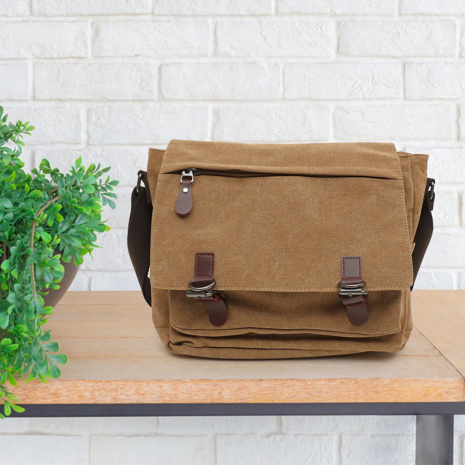 

Large Capacity Soft Canvas Messenger Bag Lightweight Fashionable Crossbody Satchel for Men Students School Aesthetic Casual