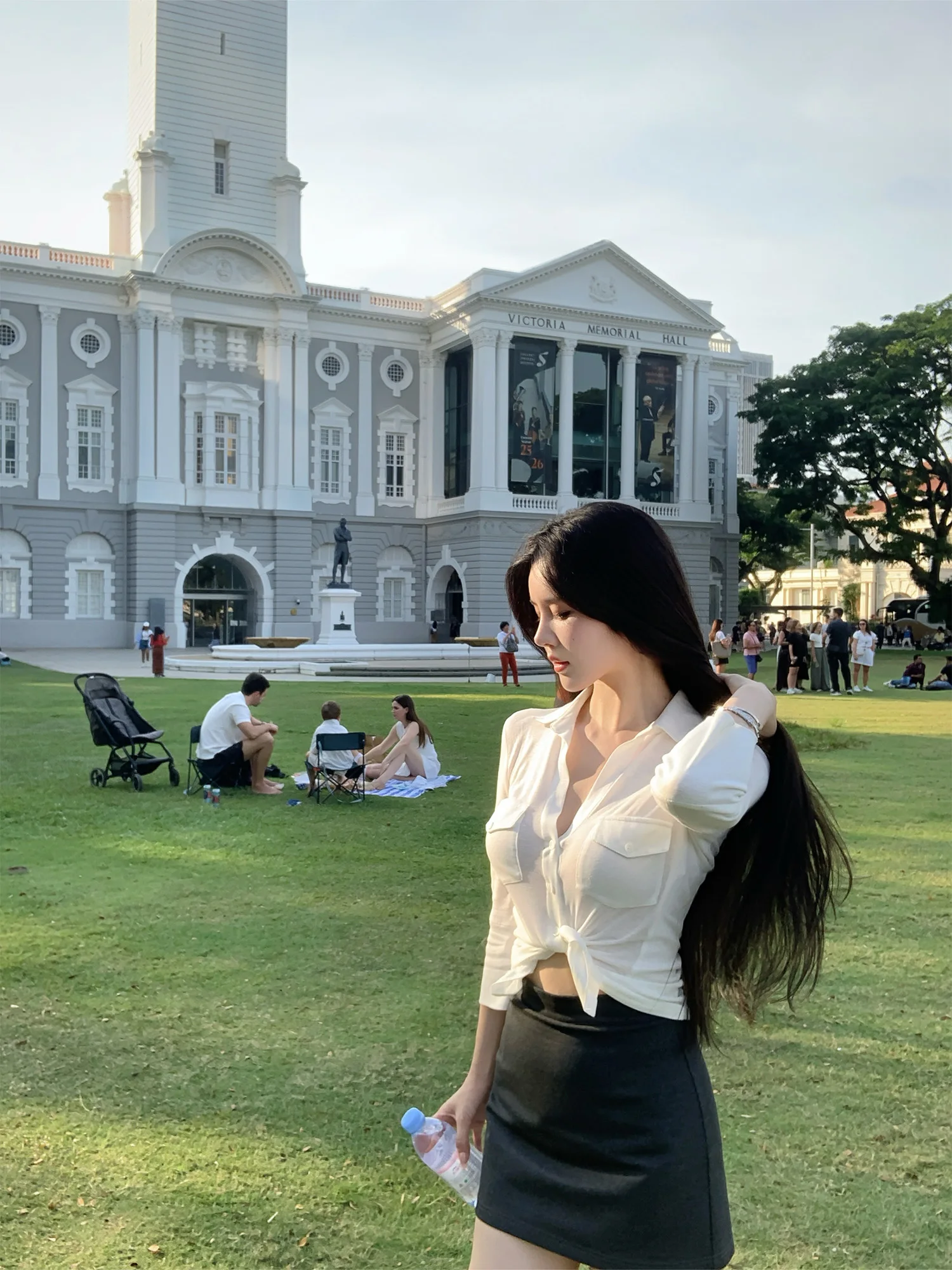 

the Swan Luxury Intelligent Love Heaven Dish Comfortable Loose Knitted Waist Shirt Short Skirt Set High Waist Slim Fit Spring...