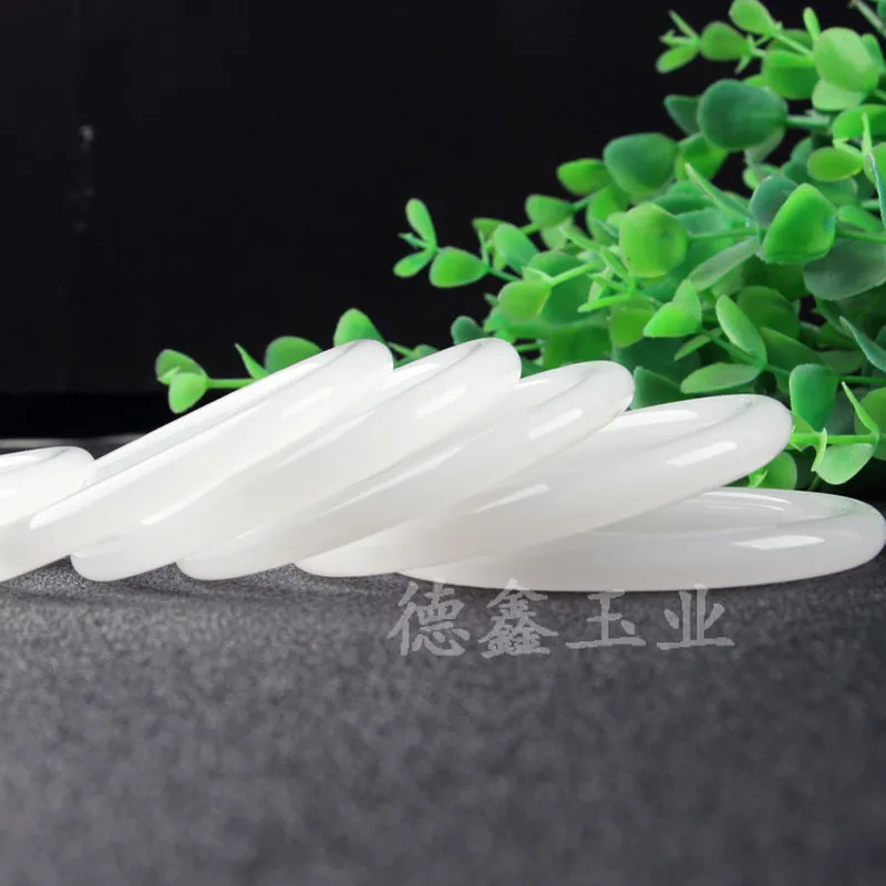Xinjiang Golden Silk Dingdang , Sheep Fat White Fine Round Beauty , Jade Bangle