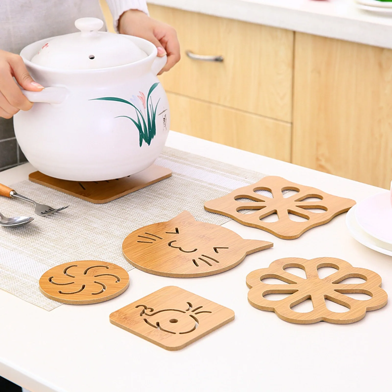Cute Cartoon Bamboo Trivet Mat Set Multifunctional Non-Slip Hot Pad for Dishes Pots Bowls Teapot Coaster Hot Pot Holders