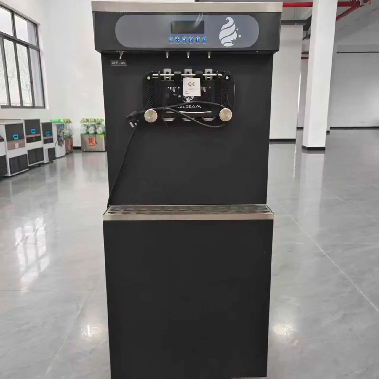 Hot Sale 3 Flavor Commercial Soft Serve Ice Cream Machine Vertical Floor Standing Frozen Yogurt Maker With Digital Control