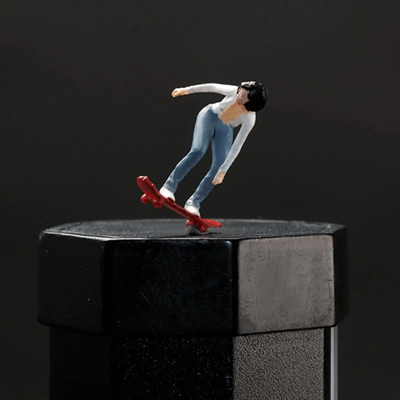 Miniature Figure Handpainted Mini Skateboard Girl for Collections Doll House