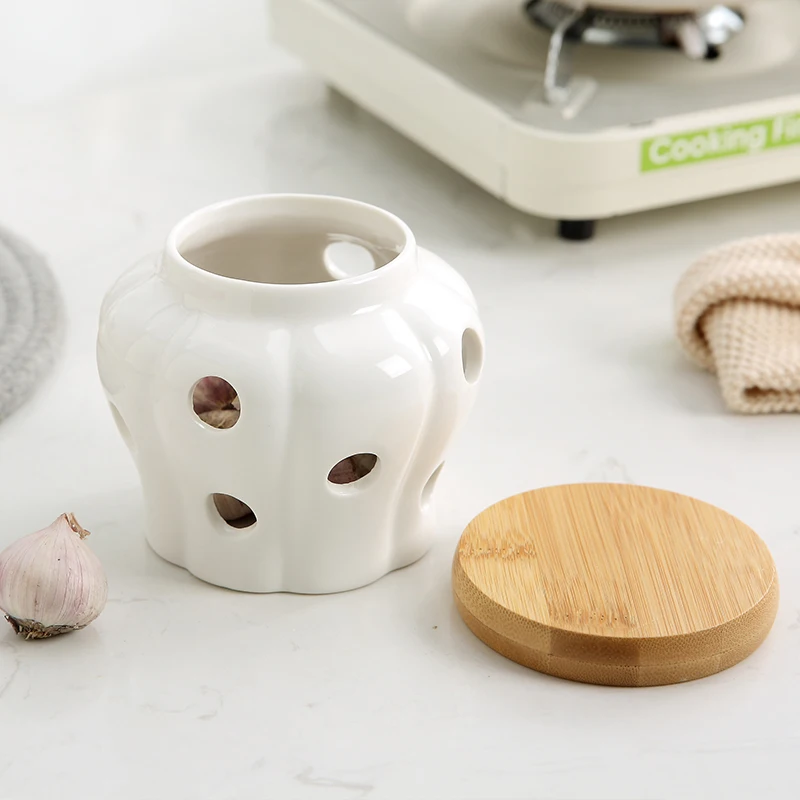 Modern Hollow Storage Jar Ventilated Ceramic Storage Jar Kitchen Ginger Garlic Storage Box Porcelain Containers Kitchen Utensils