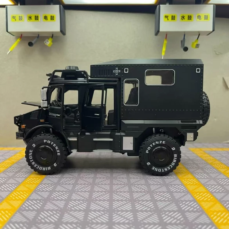 1:28 Mercedes-Benz UNIMOG Legering Model Auto kinderen Gift Metalen Auto Model Met Schokabsorptie Off-Road Jongen speelgoed Auto