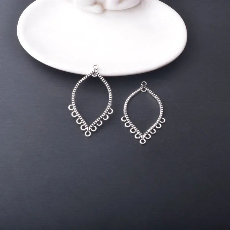 12 Stück/Set, ethnische, antike, silberfarbene Anhänger, Verbindungsstücke für die Schmuckherstellung, Boho-Stil, viele Löcher, zum Selbermachen von Ohrringen für Damen. – Detail 8