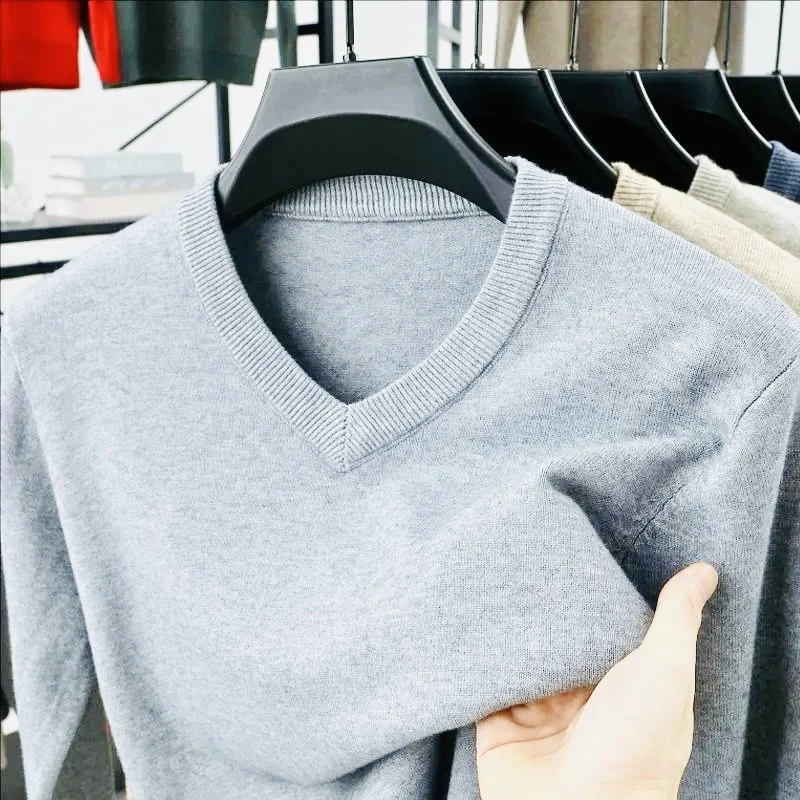 

Men's Long Sleeve Knit Pullover Sweater Autumn Winter Soft Thermal Warm Classic Sweater Lightweight Black Light Gray Sweater