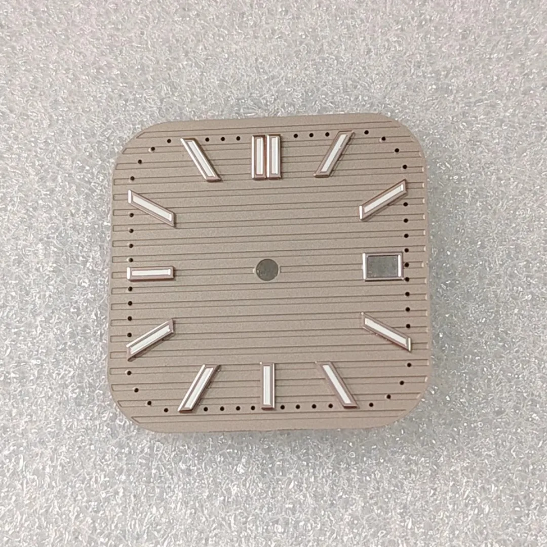 Quadrante dell'orologio quadrato da 29,5 mm Quadrante con chiodo argento e lancette dell'orologio con accessori luminosi verdi per movimenti NH35/NH36