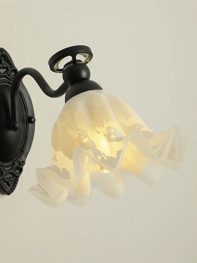 

French flower projection wall lamp American retro atmosphere living room background wall bedroom bedside lamp