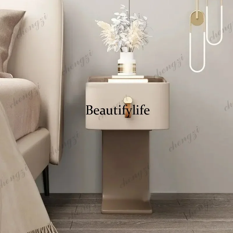 F182 Simple Modern Solid Wood Nightstands Mini Narrow Smart Bedside Tables Inductive Light Fingerprint Lock Cabinet Bedroom Furn