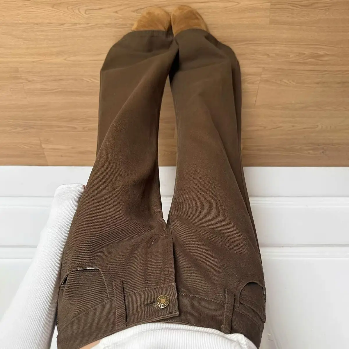 Retro Coffee Slightly Pulled Jeans Women's Spring 2026 New Low-rise Thin and Drape Flared Pants
