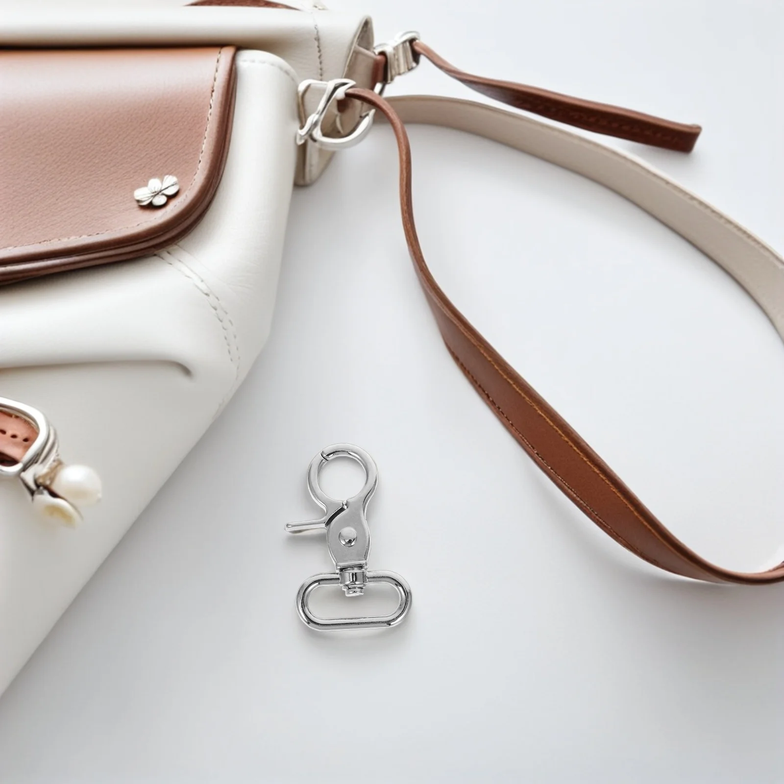 

4Pcs Dog Collar Buckles Zinc Alloy Metal Swivel Snap Hooks Heavy Duty Buckle Clips for Leash Shoulder Strap Backpack Hardware