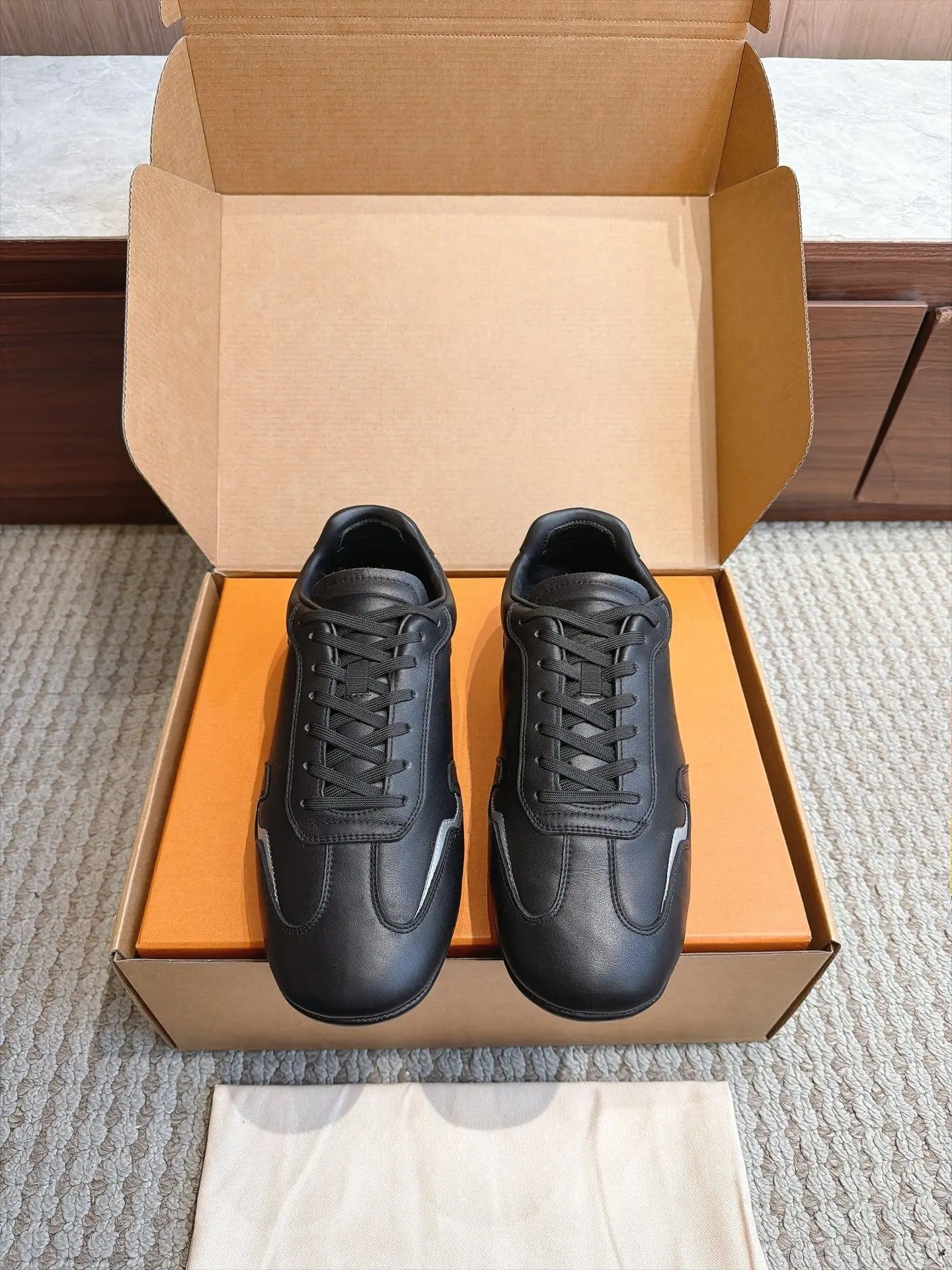 Premium Canvas Unisex Casual Skate Sneakers Low Top Lace Up Board Shoes Non Slip Wear Resistant Rubber Sole Comfort Retro Street Footwear Men Women Teen Couple Daily Wear
